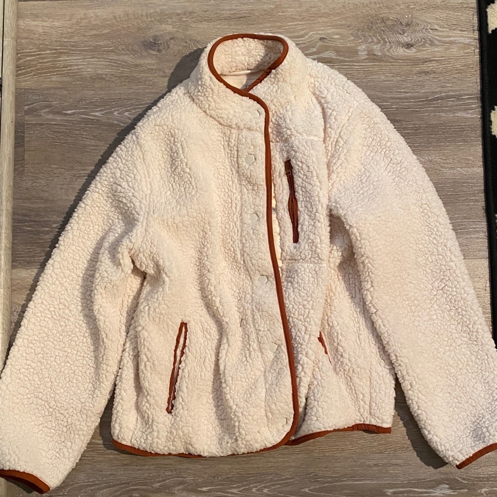 💲10 24hr sale💲 Universal Thread Sherpa Jacket